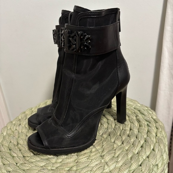 KARL LAGERFELD PARIS Blayze Black Mesh Beaded Heel Peep Toe Lug Sole Booties - Picture 4 of 10